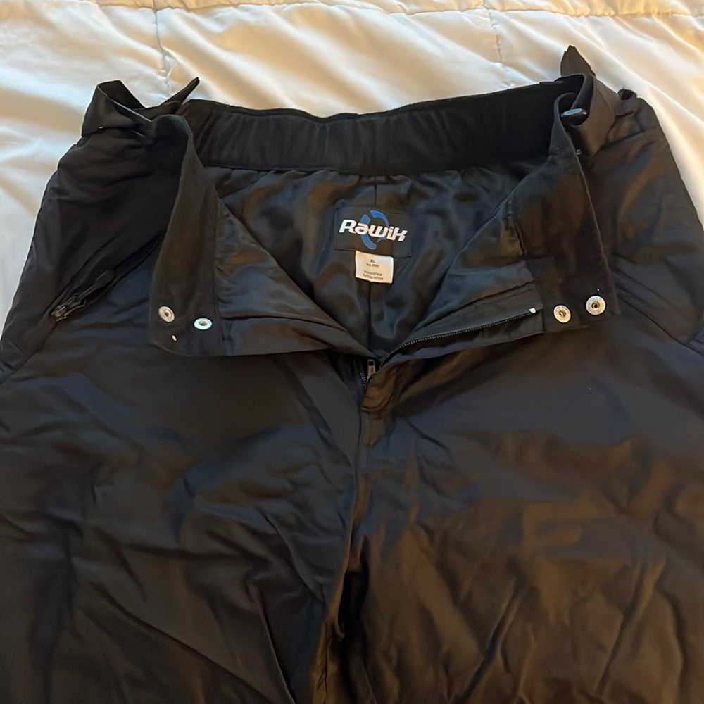 Black snowboard pants